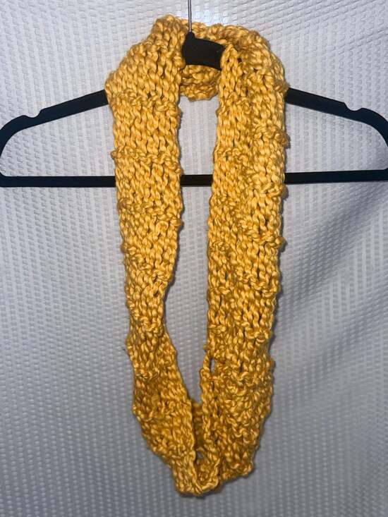 Unbranded Accessories - Yellow Chunky Knit Infinity Scarf